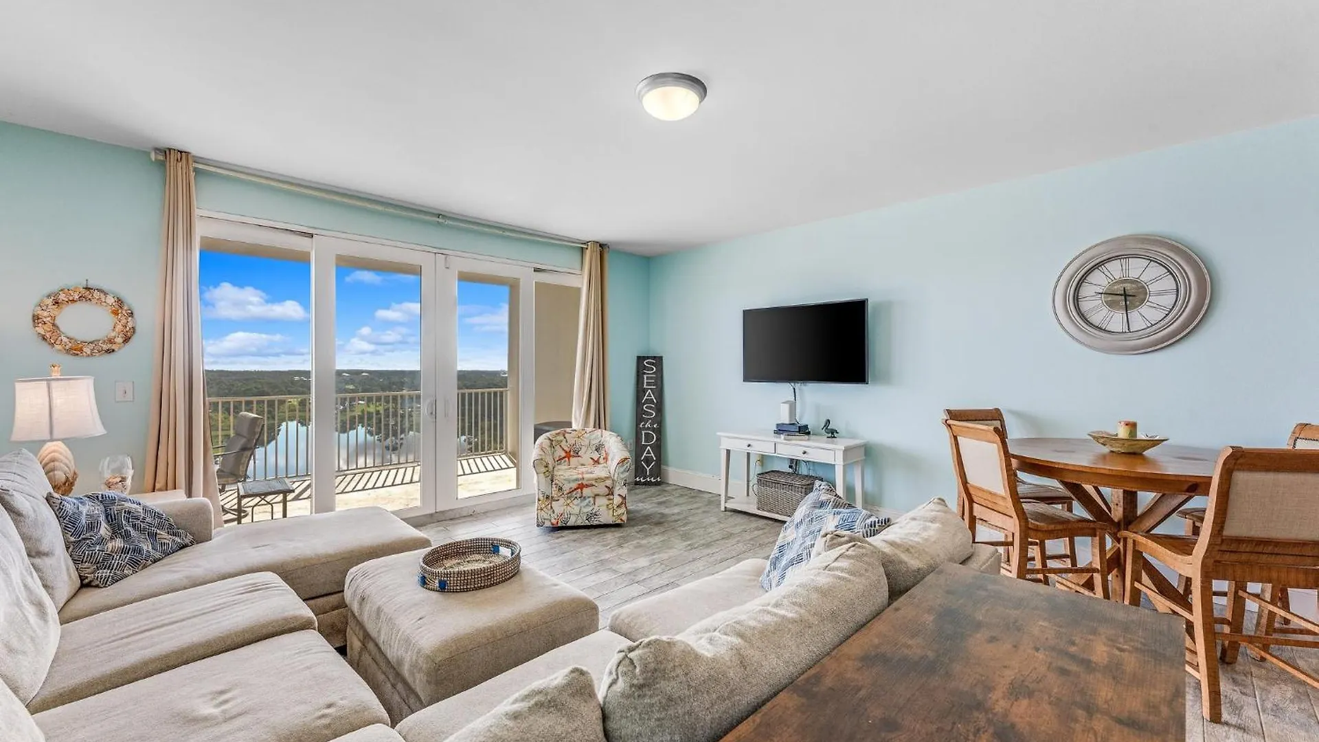 Laketown Wharf 1034 Panama City Beach Apartment