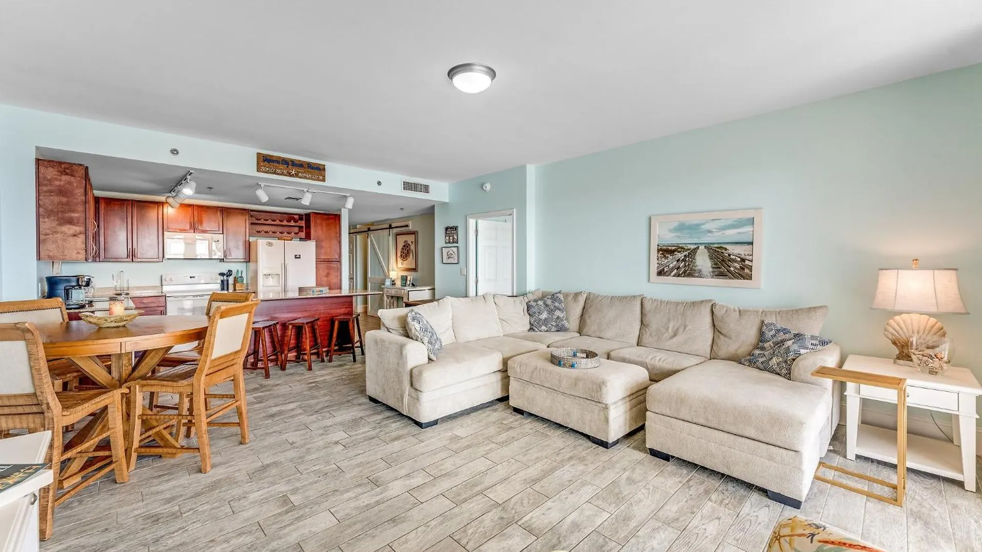 Laketown Wharf 1034 Panama City Beach Apartment